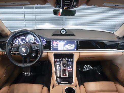 Certified 2023 Porsche Panamera 4 AWD/4WD image 14