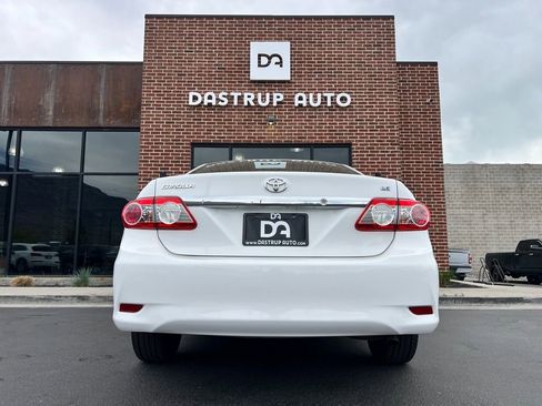 Used 2013 Toyota Corolla LE image 5