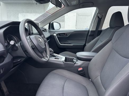 Certified 2022 Toyota RAV4 LE image 10