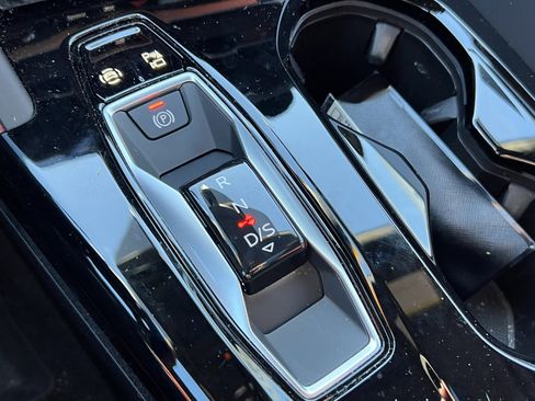 Certified 2025 Audi SQ5 Prestige image 26