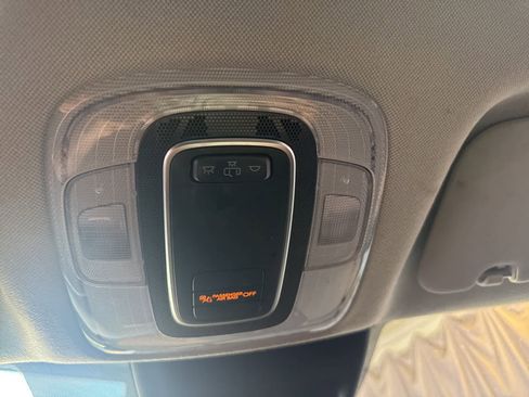 Used 2025 Hyundai Elantra SE image 22