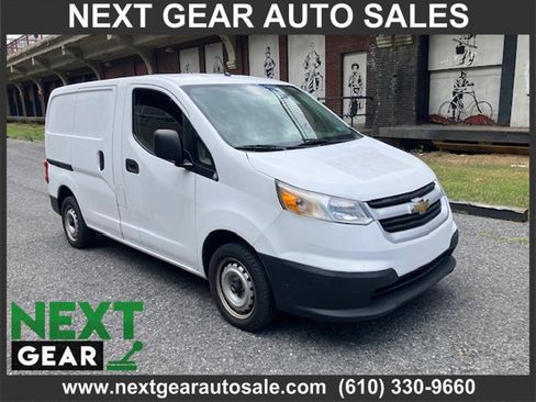 Used 2018 Chevrolet City Express LT image 1
