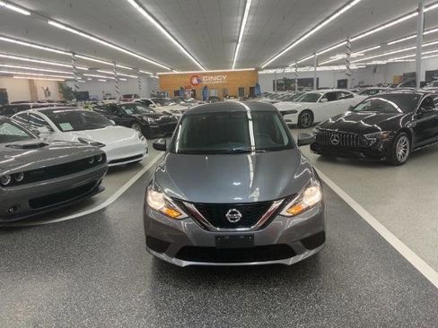 Used 2017 Nissan Sentra S FWD image 3