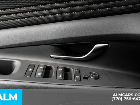 Used 2025 Hyundai Elantra Sport image 52