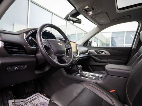 Used 2018 Chevrolet Traverse LT image 13