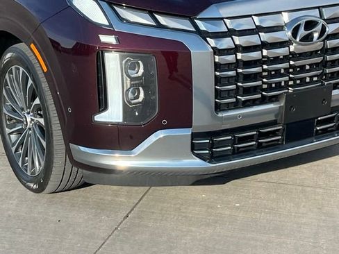 Used 2024 Hyundai Palisade Calligraphy image 5