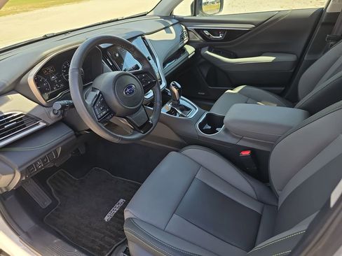 Certified 2025 Subaru Outback Onyx Edition image 13