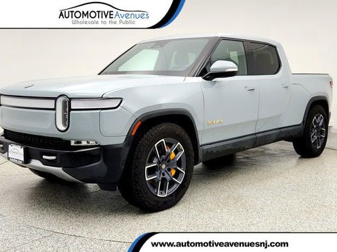 Used 2023 Rivian R1T Adventure image 1