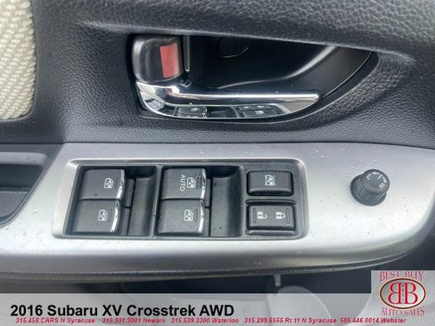 Used 2016 Subaru Crosstrek 2.0i Premium image 12