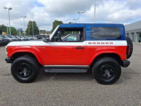 Used 2025 Ford Bronco Stroppe Edition AWD/4WD image 6