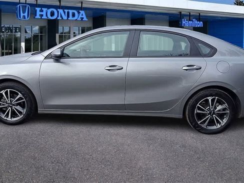 Used 2023 Kia Forte LXS w/ LXS Technology Package image 5