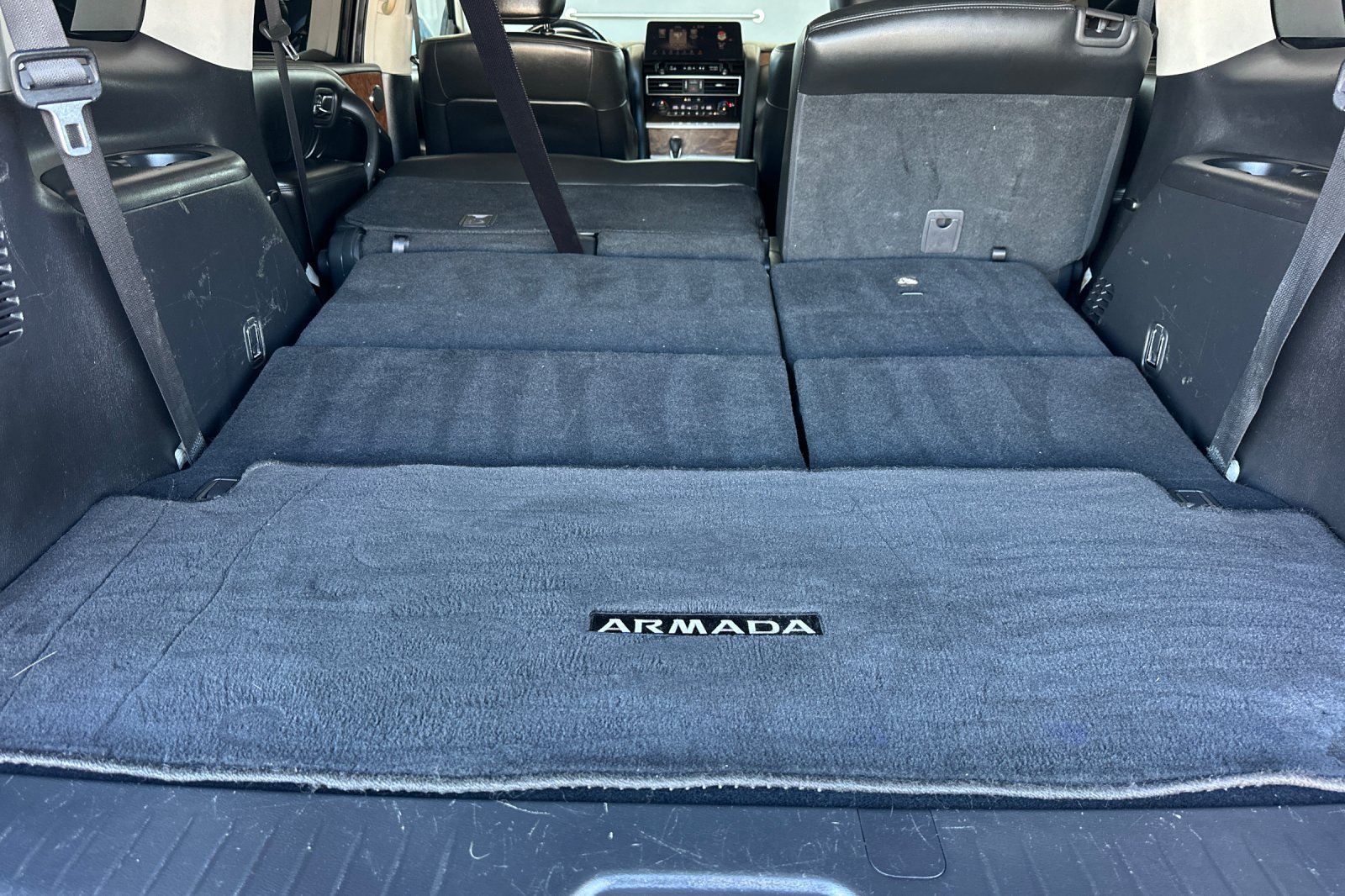 Used 2022 Nissan Armada SL RWD image 18
