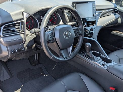 Used 2022 Toyota Camry XSE FWD image 14