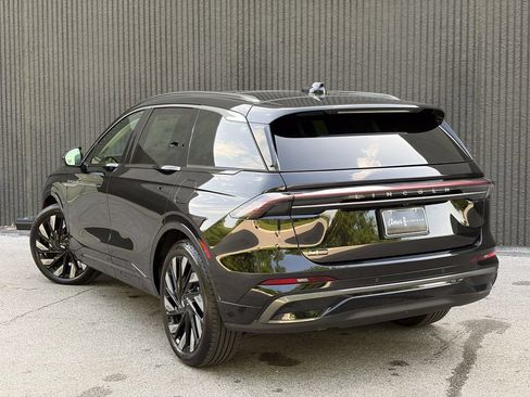 New 2026 Lincoln Nautilus Black Label w/ Jet Appearance Package AWD/4WD image 5