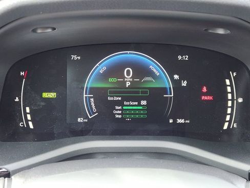 Used 2026 Toyota Camry SE w/ Convenience Package FWD image 11