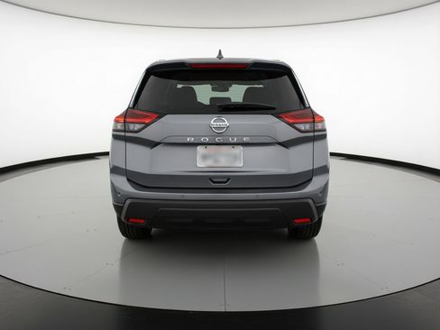Used 2025 Nissan Rogue SV image 7