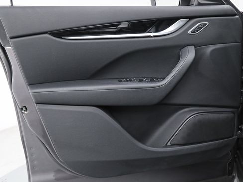 Certified 2023 Maserati Levante GT AWD/4WD image 15