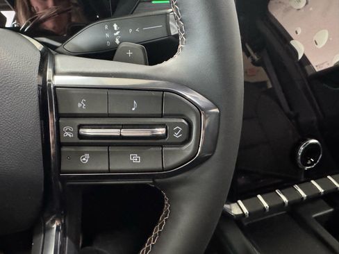 New 2026 GMC Acadia AT4 AWD/4WD image 21