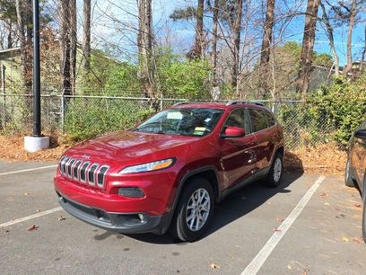 Certified 2017 Jeep Cherokee Latitude w/ Cold Weather Group