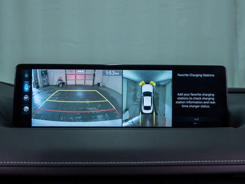Used 2023 Genesis Electrified G80 AWD/4WD image 25