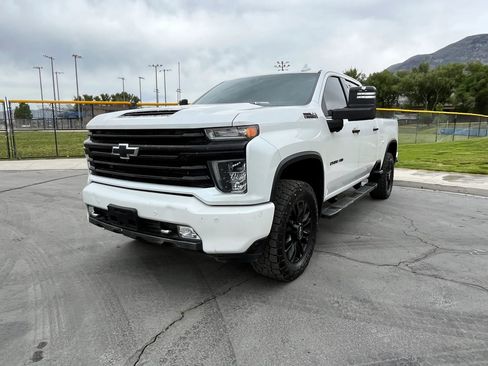 Used 2023 Chevrolet Silverado 2500 High Country w/ Z71 Off-Road Package AWD/4WD image 14