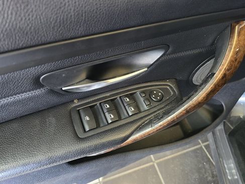 Used 2014 BMW 428i xDrive Convertible image 16