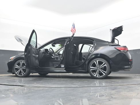 Used 2022 Nissan Sentra SR FWD image 42