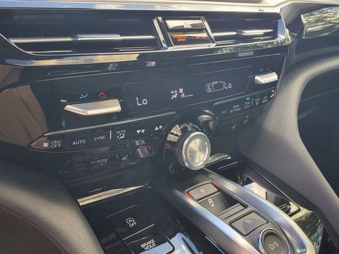 Certified 2024 Acura MDX FWD image 32