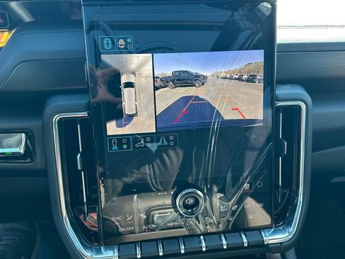 New 2026 GMC Yukon XL Denali w/ Sun & Power Step Package image 30