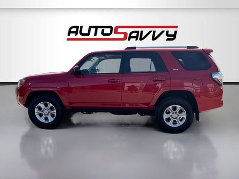 Used 2024 Toyota 4Runner SR5 RWD image 4
