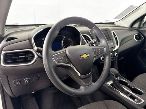 Used 2024 Chevrolet Equinox LT w/ LPO, Floor Liner Package FWD image 4