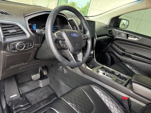 Used 2024 Ford Edge Titanium AWD/4WD image 28