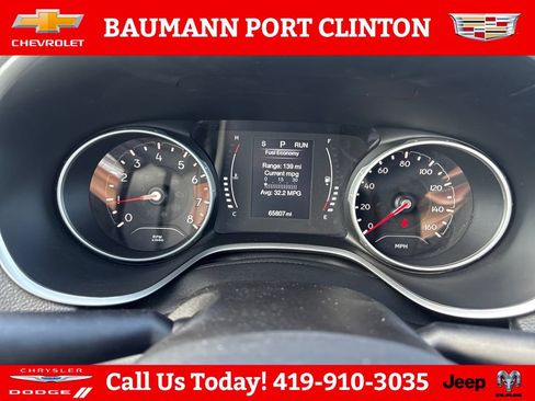Used 2018 Jeep Compass Latitude w/ Cold Weather Group AWD/4WD image 16