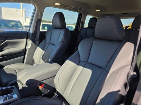 New 2026 Subaru Ascent Premium image 13