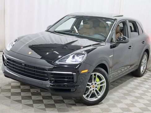 Used 2019 Porsche Cayenne E-Hybrid AWD/4WD image 5