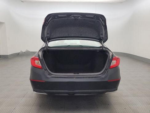 Used 2019 Honda Accord LX image 29