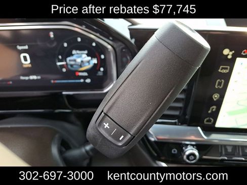 New 2026 GMC Sierra 2500 SLT w/ SLT Premium Package AWD/4WD image 13