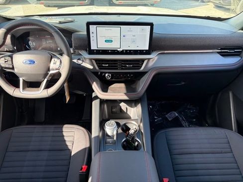 New 2026 Ford Explorer ST-Line RWD image 10