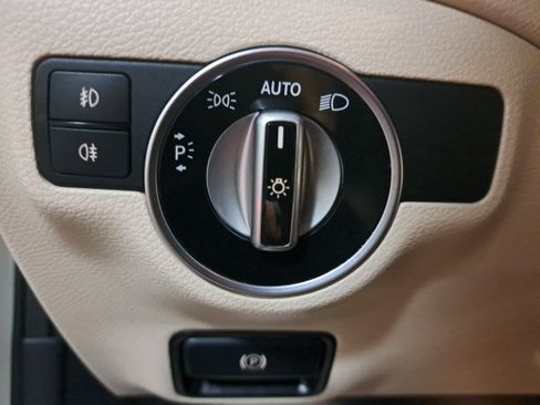 Used 2018 Mercedes-Benz GLA 250 4MATIC image 26