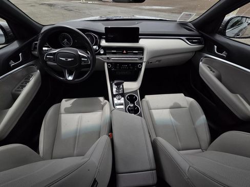Used 2025 Genesis G70 2.5T RWD image 14
