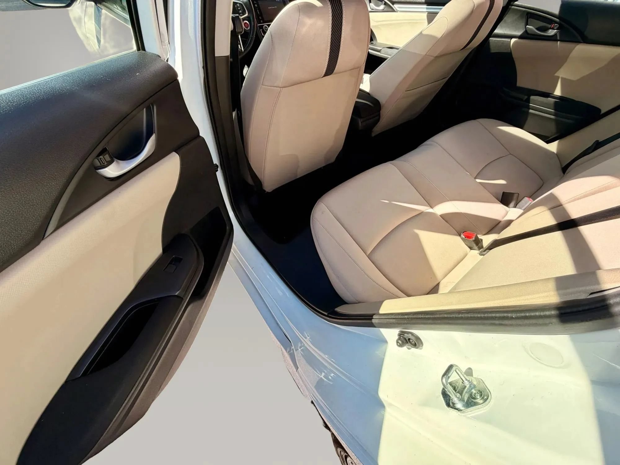 Used 2018 Honda Civic EX-T image 13