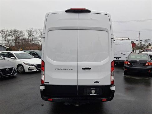 Used 2022 Ford Transit 250 148 High Roof Extended image 10