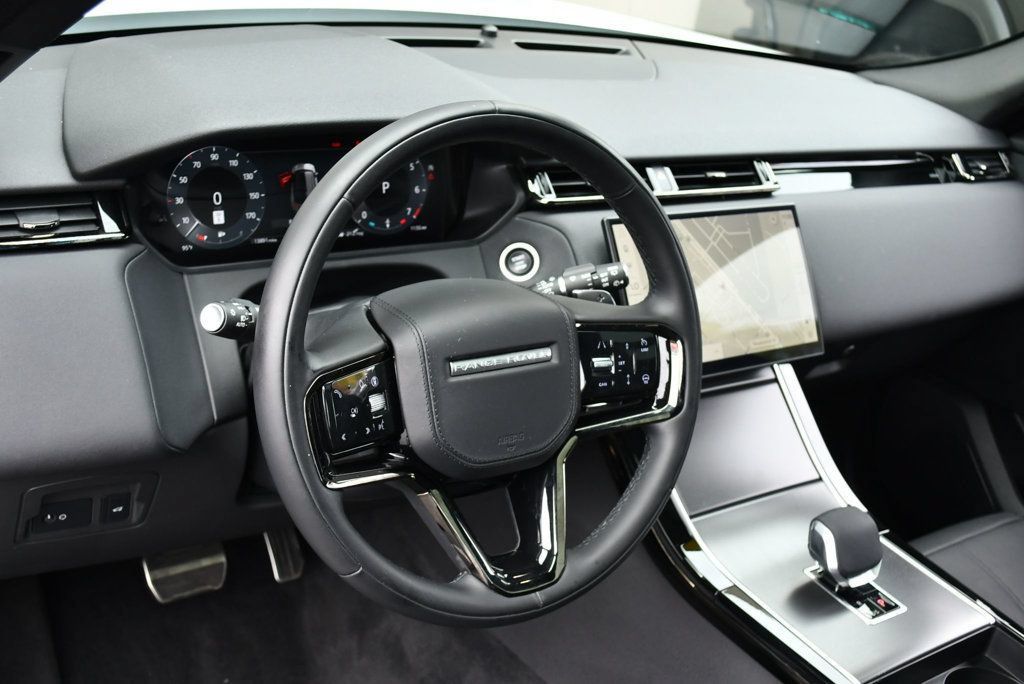 Used 2025 Land Rover Range Rover Velar Dynamic SE AWD/4WD image 59