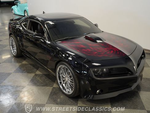 Used 2010 Chevrolet Camaro SS w/ RS Package RWD image 36