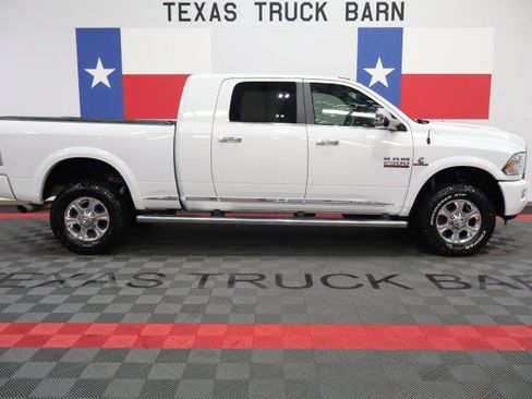 Used 2017 RAM 2500 Limited AWD/4WD image 15