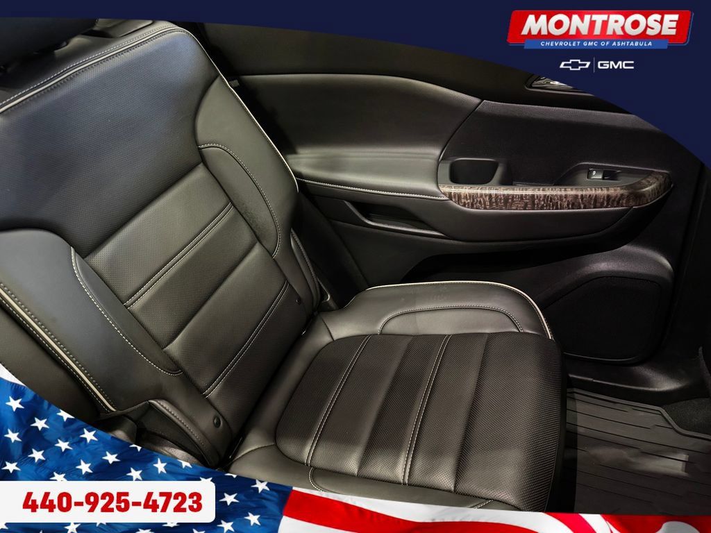 Used 2023 GMC Acadia Denali w/ Black Diamond Edition AWD/4WD image 32