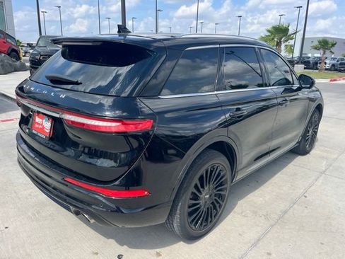 Used 2022 Lincoln Corsair Reserve w/ Luxury Package image 8