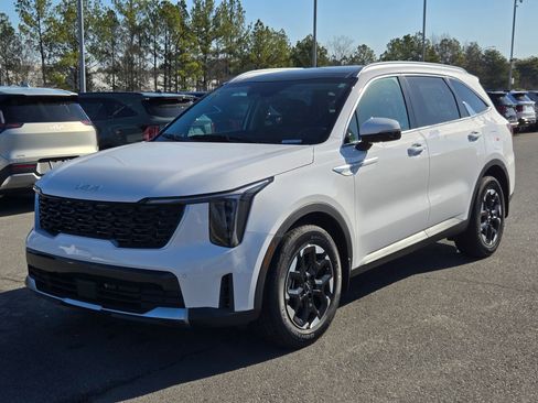 New 2026 Kia Sorento S w/ S Panoramic Sunroof Package image 3