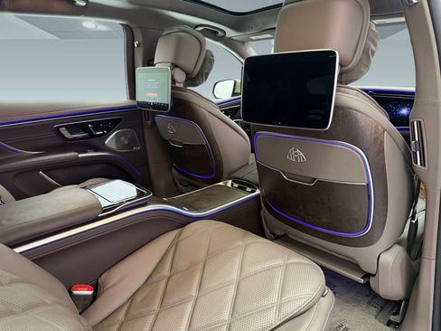 Certified 2024 Mercedes-Benz Maybach EQS 680 Maybach EQS 680 image 24