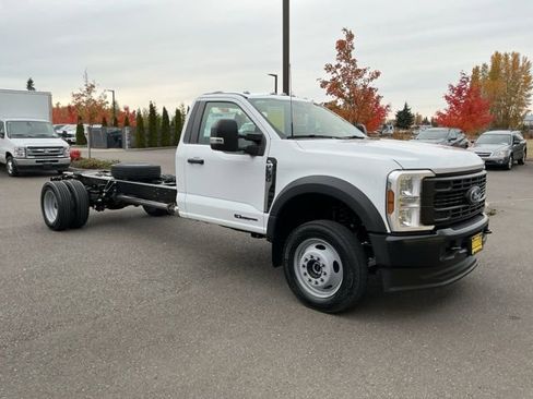 New 2026 Ford F550 4x4 Regular Cab Super Duty image 3